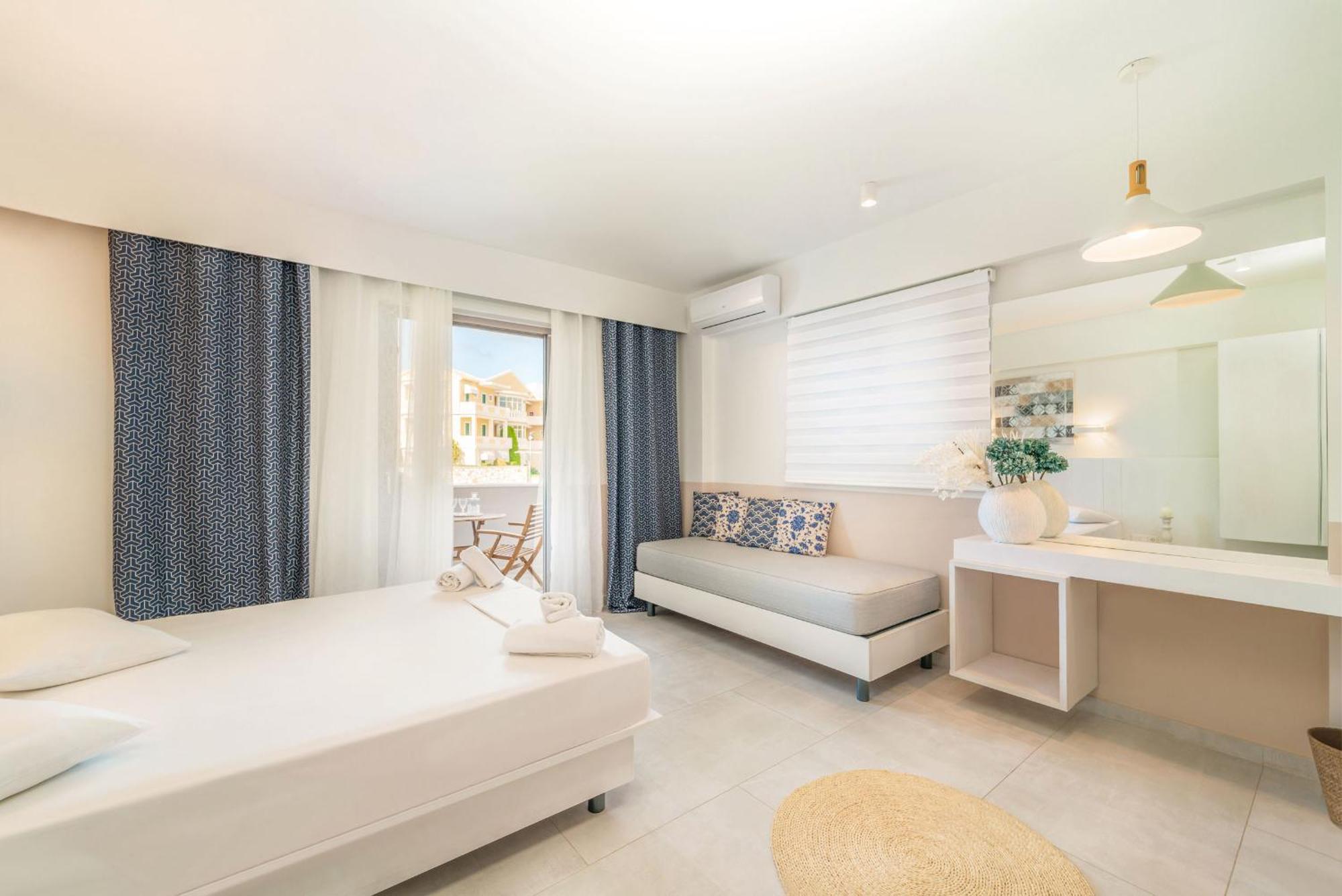 San Giovanni Beach Resort And Suites Agios Ioannis  Room photo