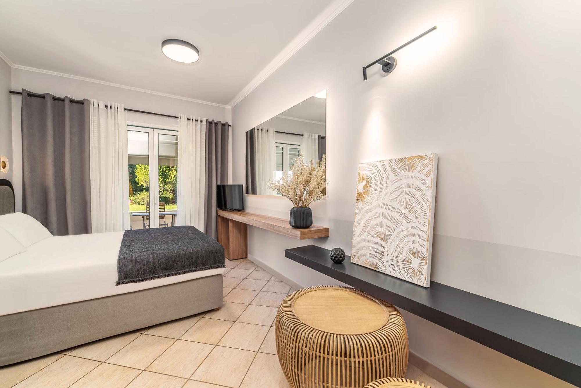 San Giovanni Beach Resort And Suites Agios Ioannis  Room photo